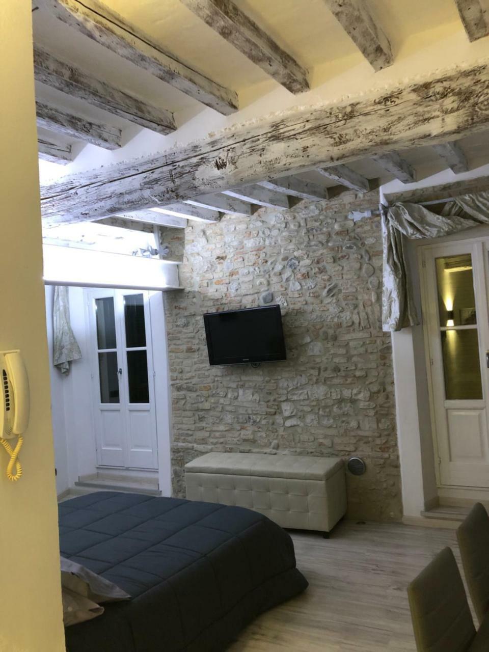 Mentorer&B Noceto Exteriér fotografie